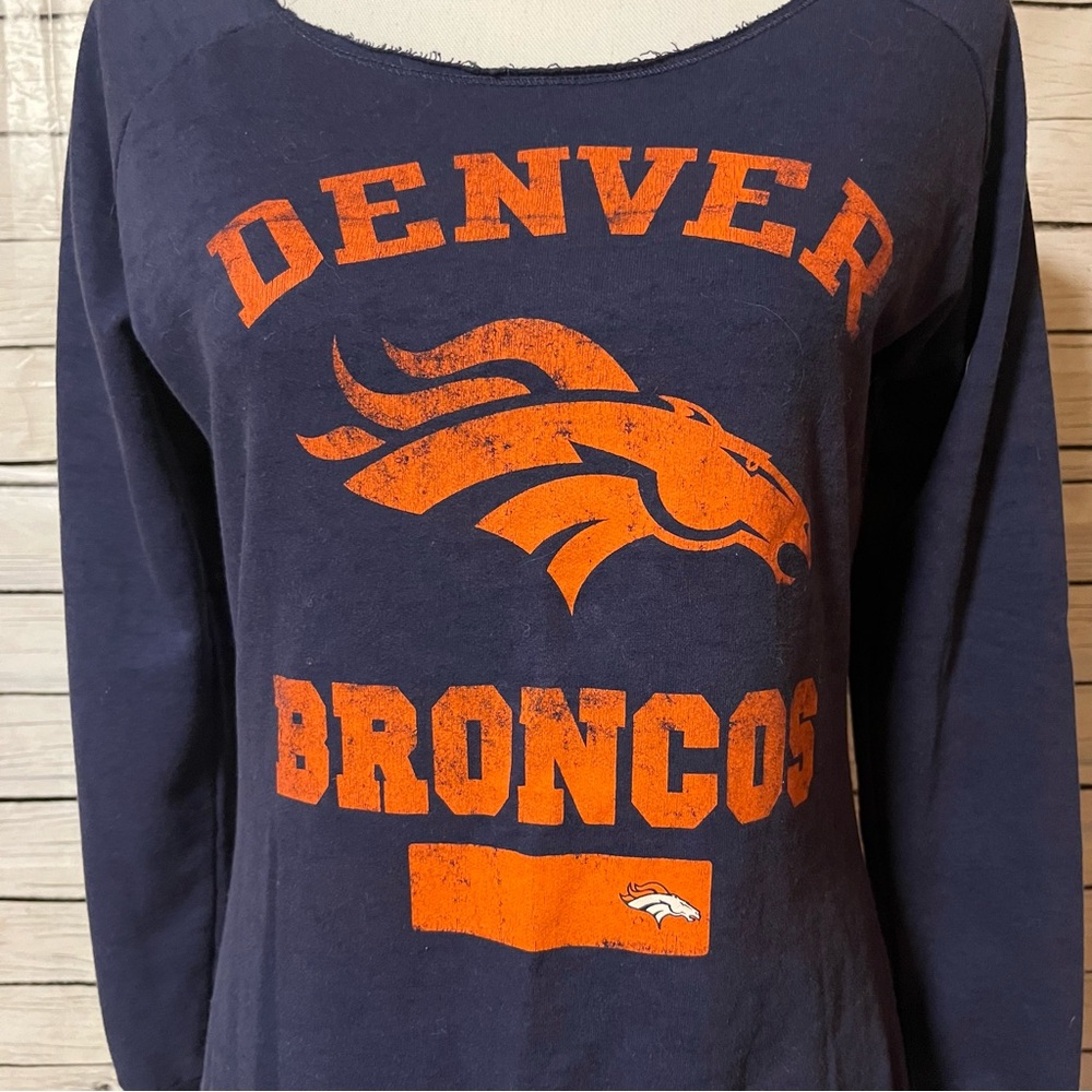 NFL Juniors Denver Broncos Women's Navy Sweater - Picture 4 of 5